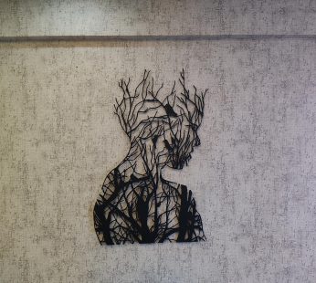 LIVIQON Abstract Face Tree Art, Woman Abstract Wall Decor, Line Wall Art, Tree Wall Decor, Metal Wall Sculpture, Modern Wall Art, Home Decoration (Small)